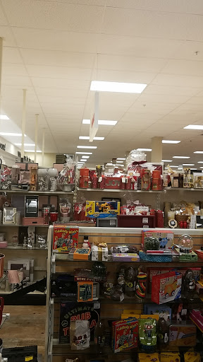Department Store «HomeGoods», reviews and photos, 5530 Reseda Blvd, Tarzana, CA 91356, USA