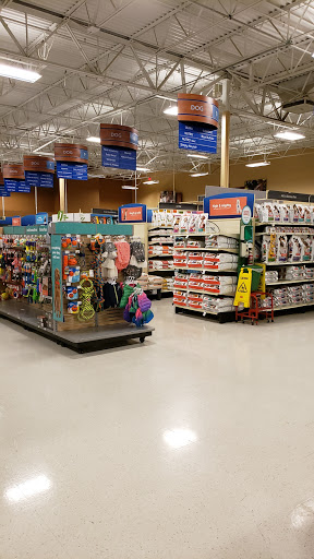 Pet Supply Store «PetSmart», reviews and photos, 1031 Beaver Creek Commons Dr, Apex, NC 27502, USA