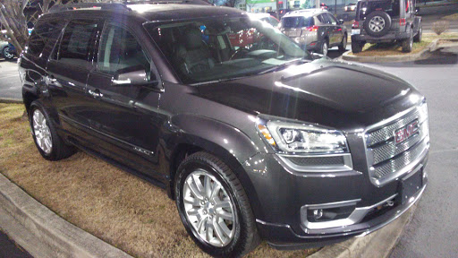 Toyota Dealer «Toyota of Louisville on Dixie Highway», reviews and photos, 6514 Dixie Hwy, Louisville, KY 40258, USA