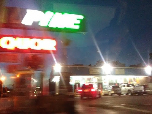 Liquor Store «Alpine Liquors», reviews and photos, 7501 N Nebraska Ave, Tampa, FL 33604, USA