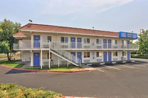 Motel 6 Sacramento, CA - North image