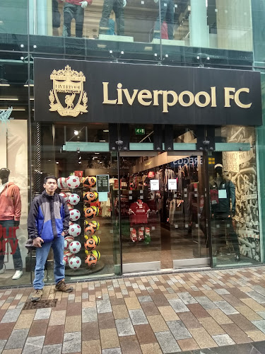 Reviews of Woodvale Liverpool Supporters Club in Belfast - Sports Complex