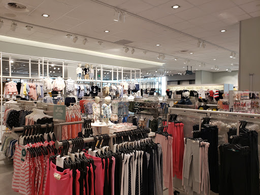 Shopping Mall «Mayfaire Town Center», reviews and photos, 6835 Conservation Way, Wilmington, NC 28405, USA