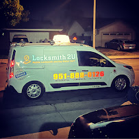 Locksmith 2 U - Photo 2 - Car repair in , Riverside