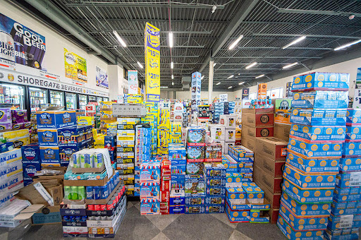 Liquor Store «Shoregate Beverage & Liquor», reviews and photos, 30498 Lakeshore Blvd, Willowick, OH 44095, USA