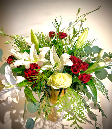 Florist «Flowers of Distinction», reviews and photos, 28 Russell St, Litchfield, CT 06759, USA