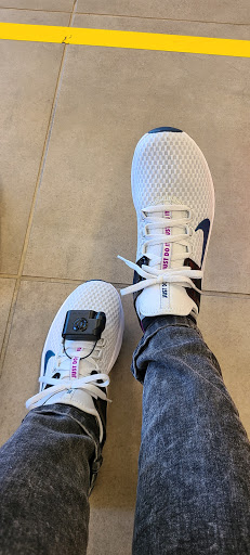 Shoe Store «DSW Designer Shoe Warehouse», reviews and photos, 6510 Canoga Ave, Canoga Park, CA 91303, USA