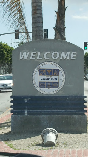 Shopping Mall «City Shopping Center», reviews and photos, 2201 Long Beach Blvd, Compton, CA 90221, USA