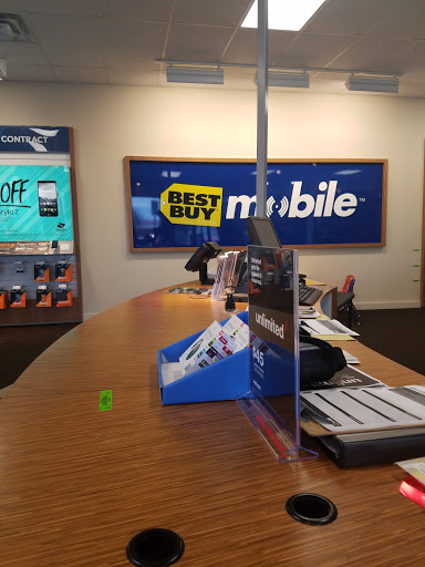 Cell Phone Store «Best Buy Mobile», reviews and photos, 10455 Ulmerton Rd, Largo, FL 33771, USA