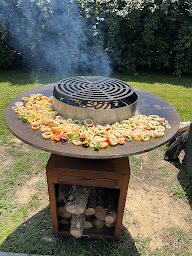 Photo n°13 de brazéro cuisson pour épicuriens à Saint-Etienne-de-Tulmont ()
