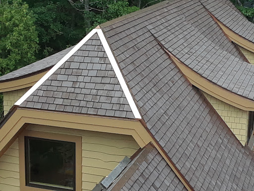 Traverse Bay Roofing Co in Traverse City, Michigan