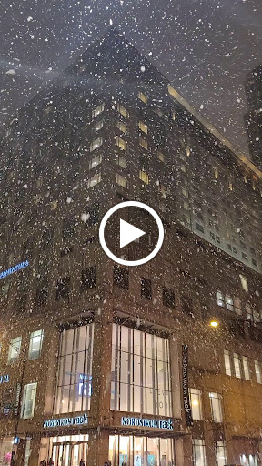 Department Store «Nordstrom Rack Chicago Avenue», reviews and photos, 101 E Chicago Ave, Chicago, IL 60611, USA