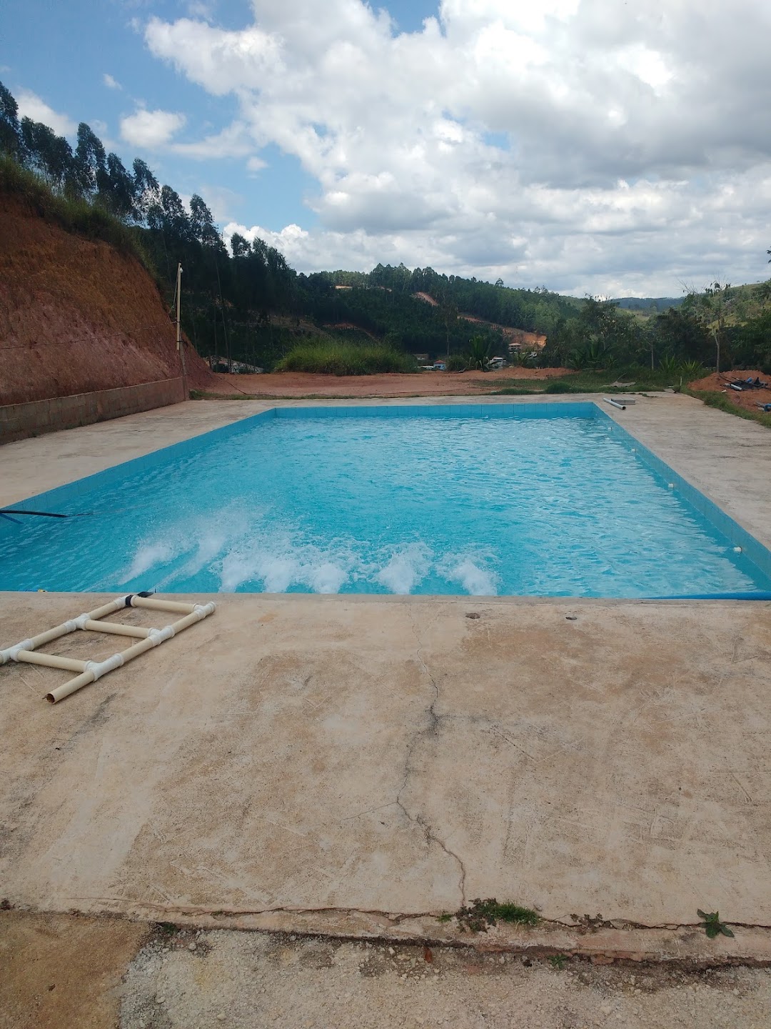 piscina nas montanhas Em Tijuco Preto