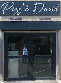 Photos du propriétaire du Pizzas à emporter Pizz'à David à Saint-Quentin-de-Baron - n°8