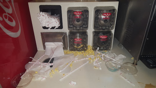 Movie Theater «AMC Bay Plaza Cinema 13», reviews and photos, 2210 Bartow Ave, Bronx, NY 10475, USA