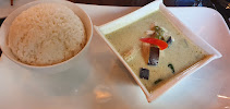 Curry vert thai du Moom Mam / Restaurant Thailandais à Paris - n°2