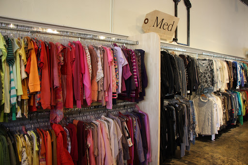 Used Clothing Store «Knimble Clothing», reviews and photos, 851 4th St, San Rafael, CA 94901, USA