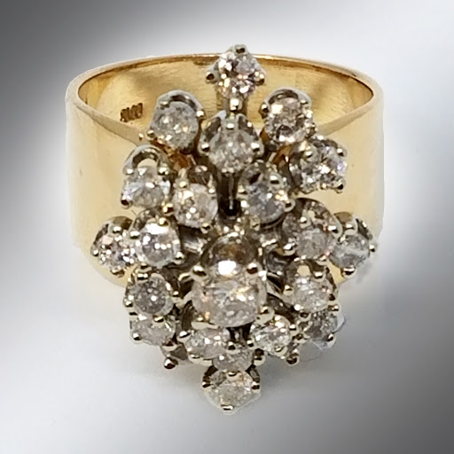 Jewelry Store «Saatchi Jewelry», reviews and photos, 4545 Austin Blvd, Island Park, NY 11558, USA