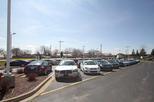 Used Car Dealer «DriveTime Used Cars», reviews and photos, 1530 E New York St, Aurora, IL 60505, USA
