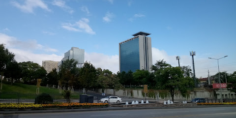 Büyükşehir Belediyesi Hizmet Binası
