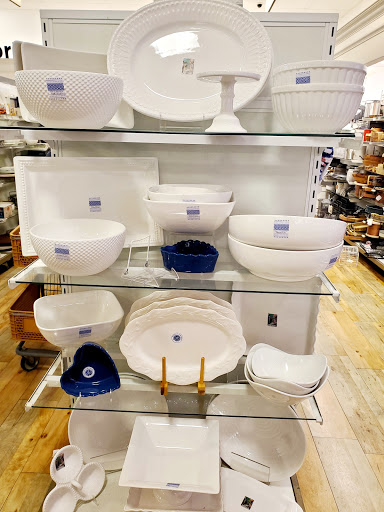 Department Store «HomeGoods», reviews and photos, 2731 N Elston Ave, Chicago, IL 60647, USA