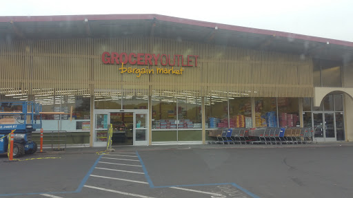 Grocery Store «Grocery Outlet Bargain Market», reviews and photos, 2079 23rd St, San Pablo, CA 94806, USA