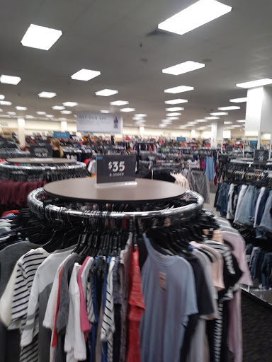 Department Store «Nordstrom Rack Towne Place at Garden State Park», reviews and photos, 951 Haddonfield Rd a, Cherry Hill, NJ 08002, USA