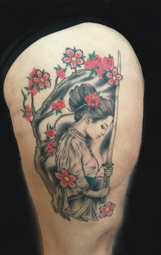 Explore broken chain tattoo ideas, creative tattoo ideas in Mesa, available at Club Tattoo