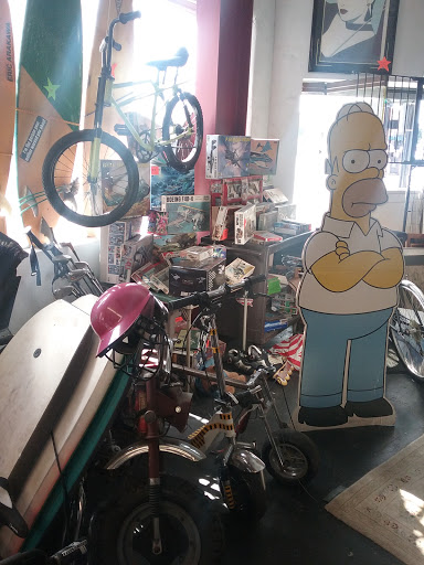 Thrift Store «Selah Vie Thrift and Trade», reviews and photos, 5296 Long Beach Blvd, Long Beach, CA 90805, USA