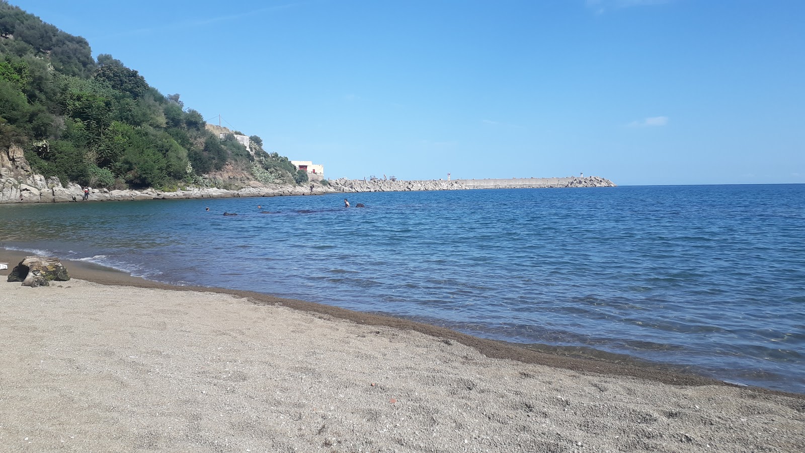 Foto von Plage de Labark wilde gegend
