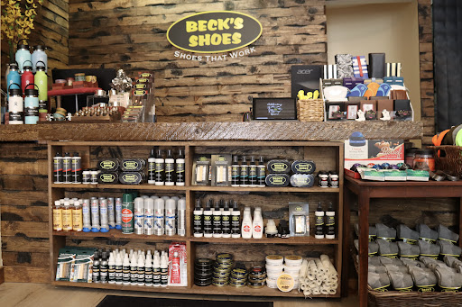 Shoe Store «SHOES-n-FEET», reviews and photos, 2398 Lombard St, San Francisco, CA 94123, USA