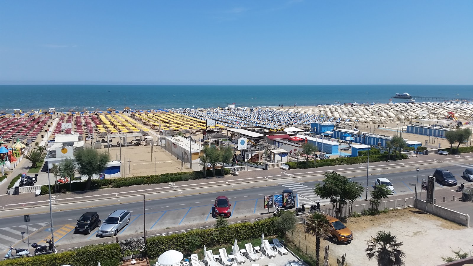 Foto van Spiaggia Costa Azzurra met helder zand oppervlakte