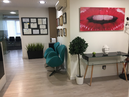 Información y opiniones sobre Clínica dental Dr. Henry Yallico de Lugo