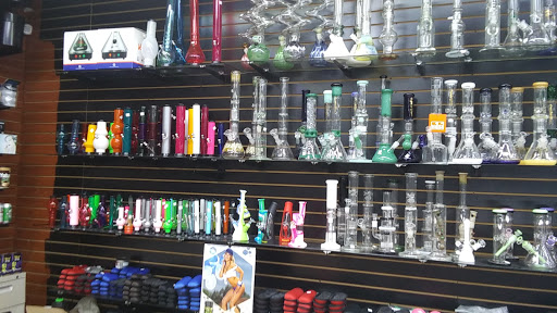 Tobacco Shop «3D SMOKE SHOP», reviews and photos, 7200 Glenview Dr, Richland Hills, TX 76180, USA