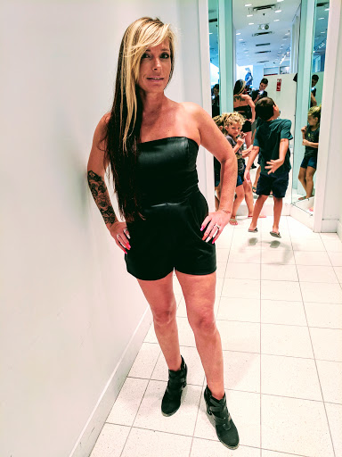 Clothing Store «Express», reviews and photos, 887 Higuera St, San Luis Obispo, CA 93401, USA