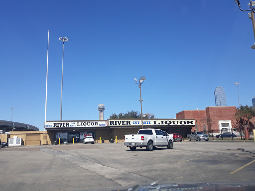 Liquor Store «River Cut Rate Liquor», reviews and photos, 327 Cadiz St, Dallas, TX 75207, USA