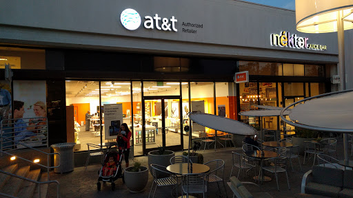 AT&T Authorized Retailer, 345 S Lake Ave #111, Pasadena, CA 91101, USA, 