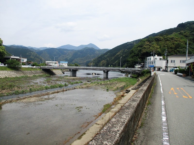 川口飲食店