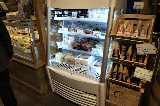 Supermarket «Roche Bros.», reviews and photos, 8 Summer St, Boston, MA 02110, USA