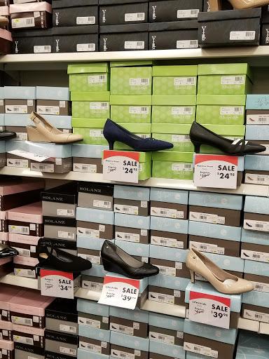 Shoe Store «Shoe Carnival», reviews and photos, 12801 Chenal Pkwy, Little Rock, AR 72211, USA