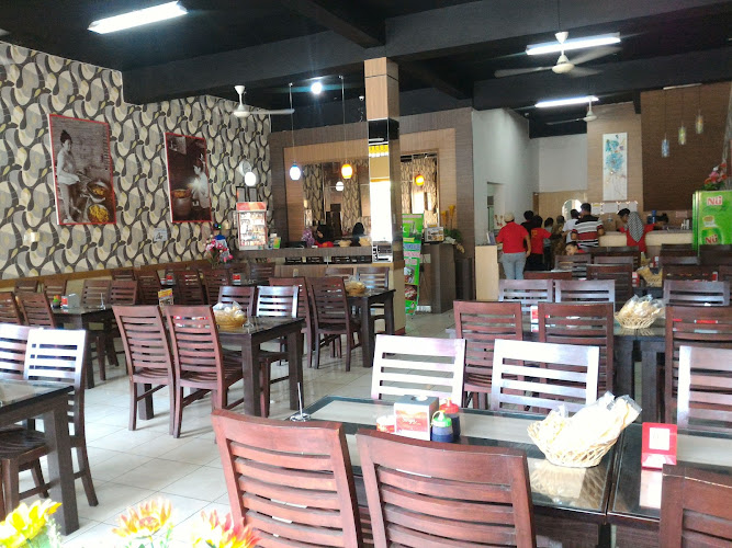 Restoran Cepat Saji di Sulawesi Selatan: Temukan jumlah tempat Tempat Menarik untuk Makan [SEO Friendly]