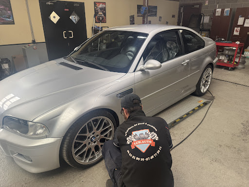 Photo 2 - LCH Auto