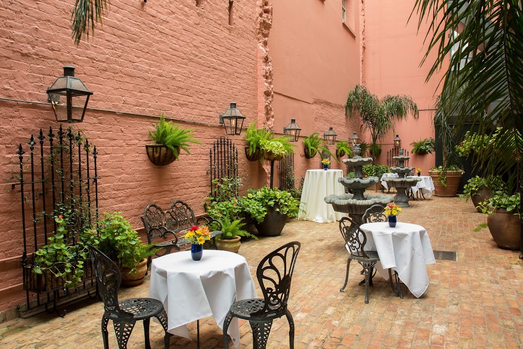 Deanie's Seafood Restaurant in the French Quarter 70112