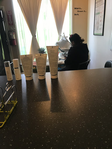 Health Food Store «Guess What Herbalife 5722», reviews and photos, 5722 E Beverly Blvd, Los Angeles, CA 90022, USA