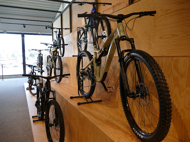 Rezensionen über ikone Bike-Shop Eimeldingen in Basel - Fahrradgeschäft