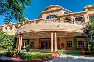 Renest Shraddha Inn - Shirdi image
