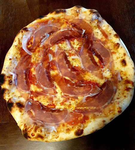 Pizzarella Caruso (Cézár Étterem) - Pizza