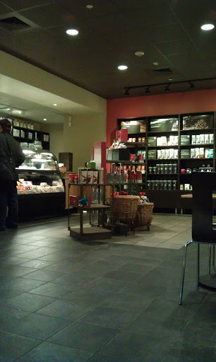 Coffee Shop «Starbucks», reviews and photos, 366 Broadway, Saugus, MA 01906, USA