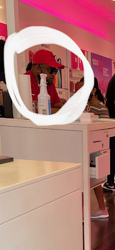 Cell Phone Store «T-Mobile», reviews and photos, 118-02 Liberty Ave, South Richmond Hill, NY 11419, USA