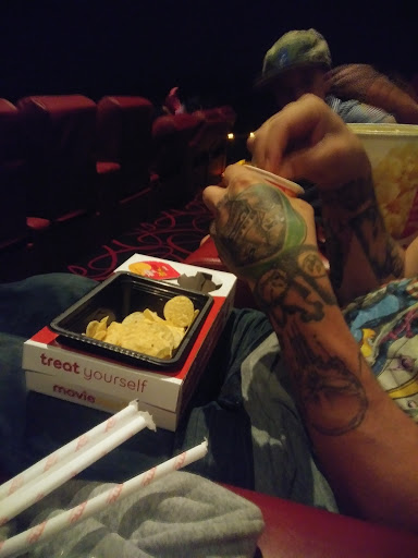 Movie Theater «AMC Crystal Run 16», reviews and photos, 1 Galleria Dr, Middletown, NY 10941, USA